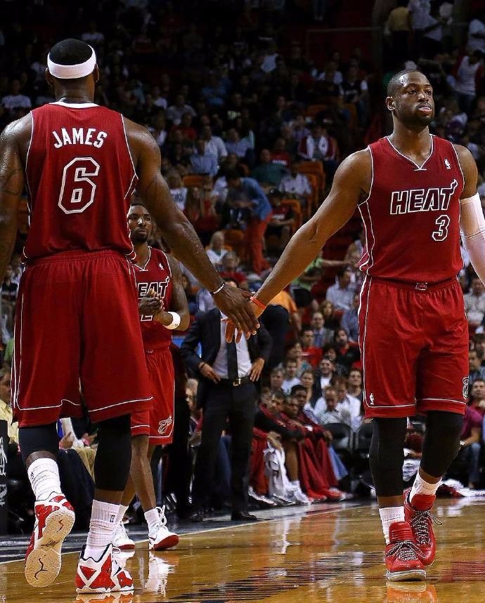 阿斯：孔德和巴尔德本赛季大幅下滑，但教练组仍对他们有期待（阿斯：孔德与巴尔德本季状态走低，教练组依然寄予厚望）