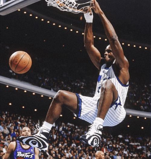 足球法甲豪门官宣新门将加盟（法甲豪门官方宣布签下新门将）