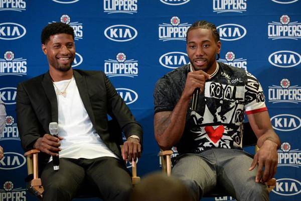 太全面了！杰伦·约翰逊过去5战场均接近30+14+11（全能爆发！杰伦·约翰逊近5场场均逼近30分14板11助）