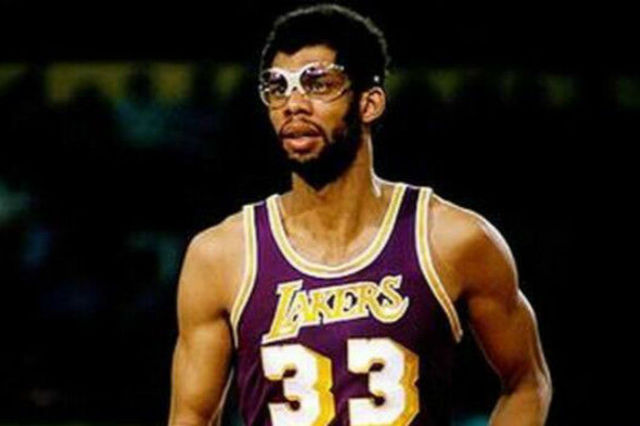 懂球译站｜债务、杠杆和未来：解密巴塞罗那的财政迷宫（懂球译站｜债务与杠杆之下：解读巴塞罗那的财政迷局与前景）