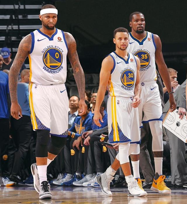 图片报：瓜帅对埃切韦里的情况不满，球员冬窗可能被租回河床（图片报：瓜迪奥拉不满埃切韦里现状，冬窗或将租借其回河床）